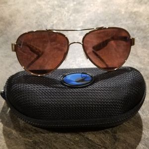 Costa Del Mar Loreto rose gold sunglasses